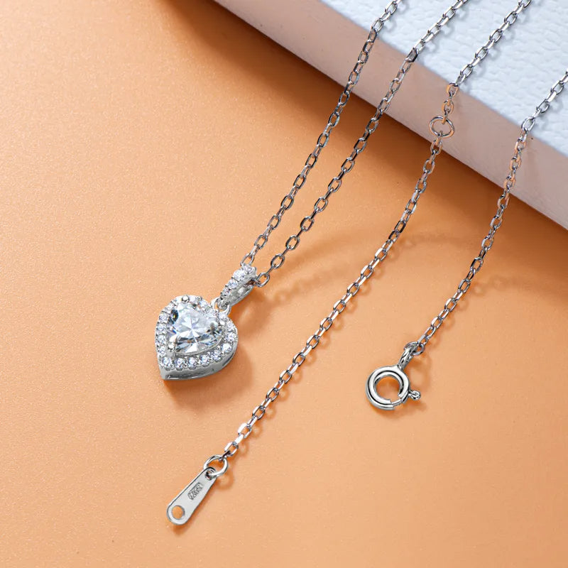 [ORDER TODAY AND RECEIVE BEFORE CHRISTMAS] - (GF014) Sterling Silver Heart Pendant Necklace With Message Card And Gift Box  // Perfect Christmas Gift For Your Girlfriend